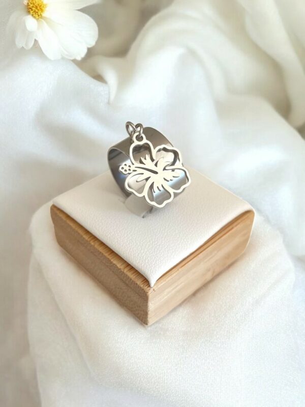 Bague Hibiscus argentée-Meliefantaisies